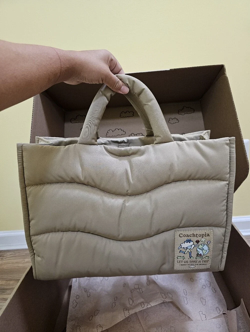 Coachtopia Loop Tote with Wavy Quilting